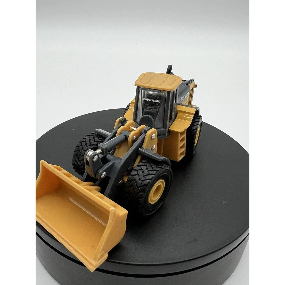 Ertl Quality John Deere Four Wheel End Loader‎ by Tomy D0314WY00